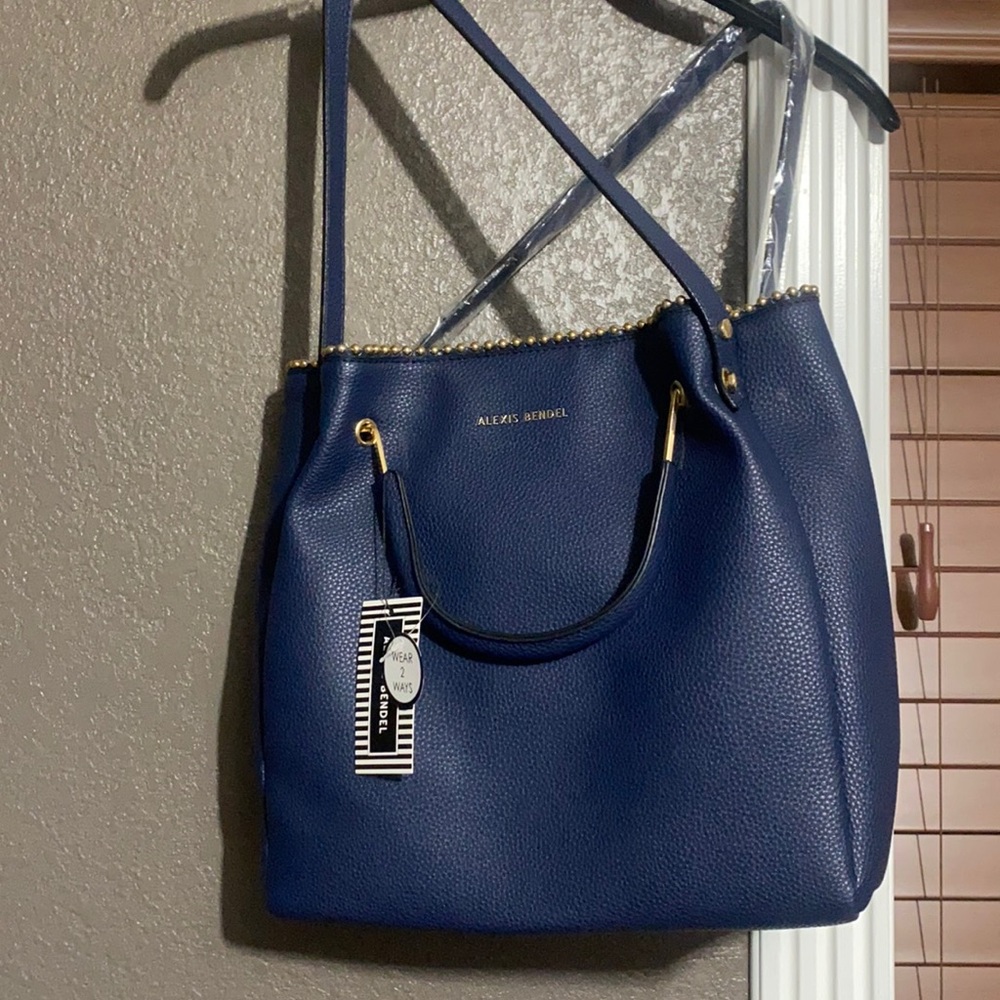 Women’s Alexis Bendel Hand Bags